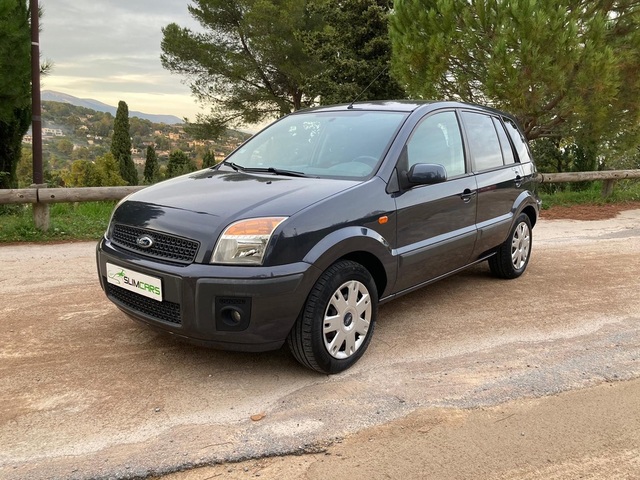 Aux ford fusion
